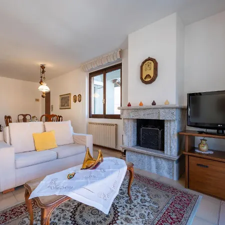 Da Nuccia By Interhome *